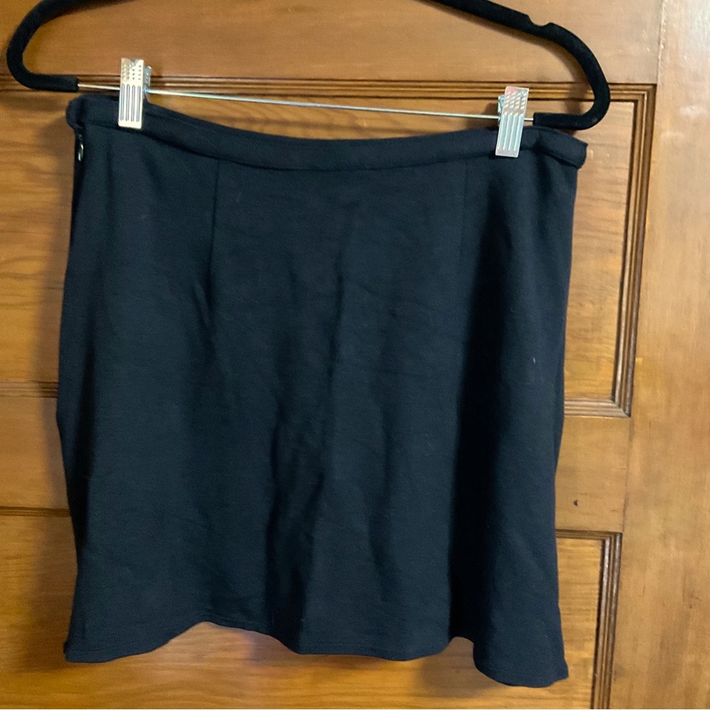 Gap Skirt Womens large/XL Black Designed & Crafted Mini Short Length